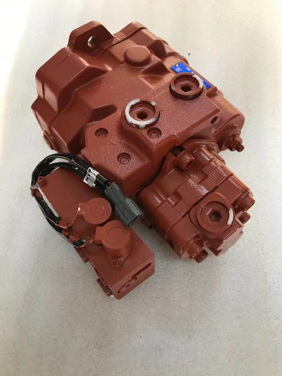 Genuine Japan KYB PSVD2-17E Hydraulic Main Pump OEM Part No.172961-73103 for Yanmar VIO57 Mini Excavator