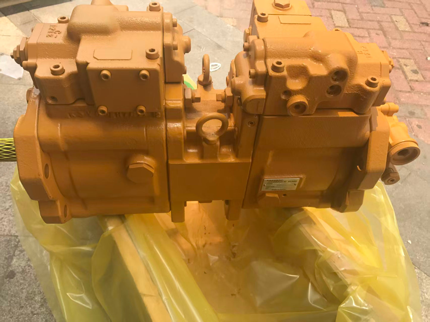 Original Kawasaki K3V63DTHydraulic Main Pump for Caterpillar 312B Excavator