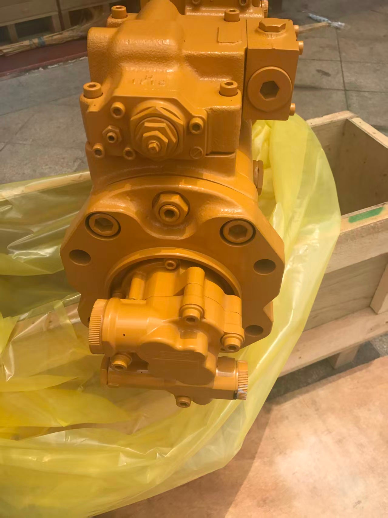 Original Kawasaki K3V63DTHydraulic Main Pump for Caterpillar 312B Excavator