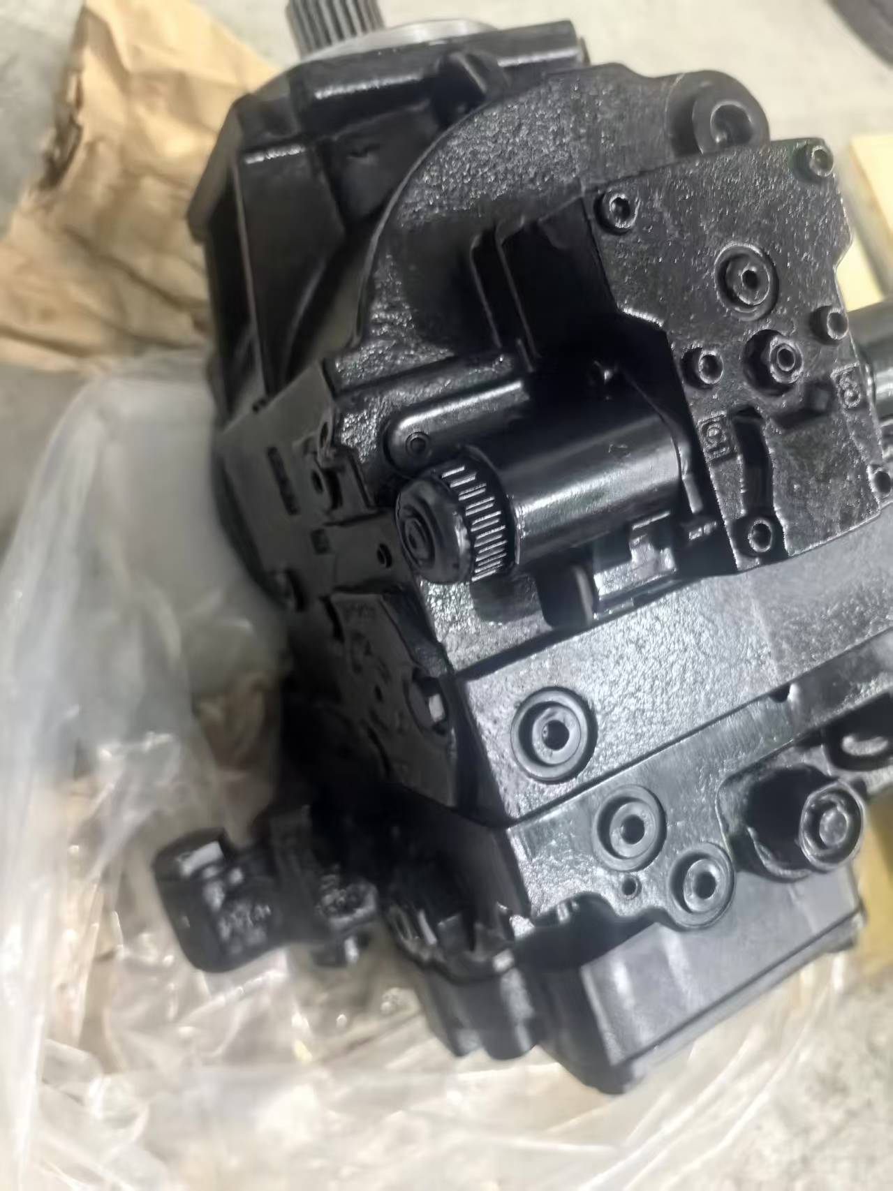 Danfoss 90R100 Hydraulic Pump