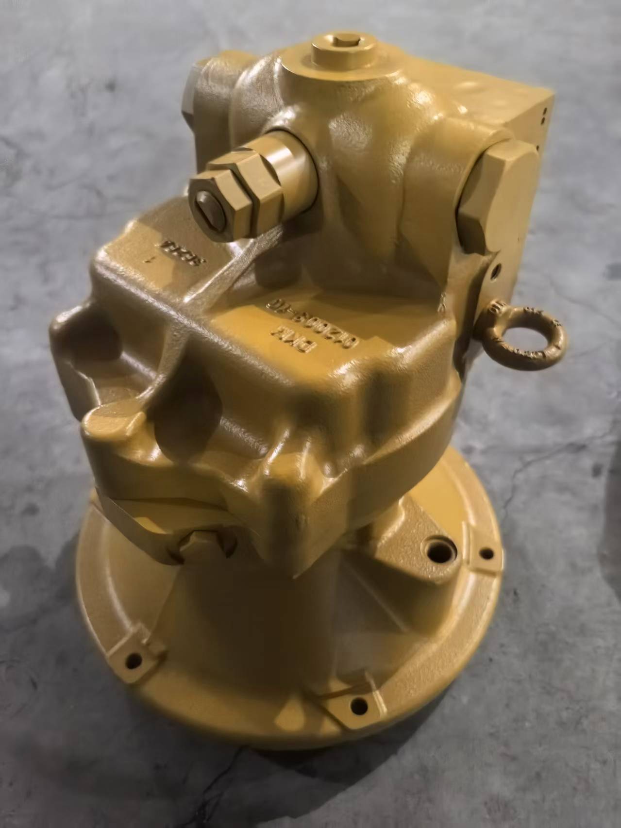 Komatsu PC240-8 Swing Motor 708-7G-01130