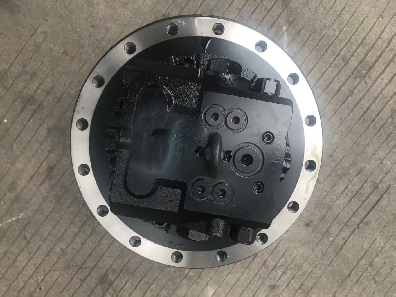 Genuine Travel Motor Assembly For CAT 312D, OEM Part No. 277-6697 / 277-6695 / 352-8147